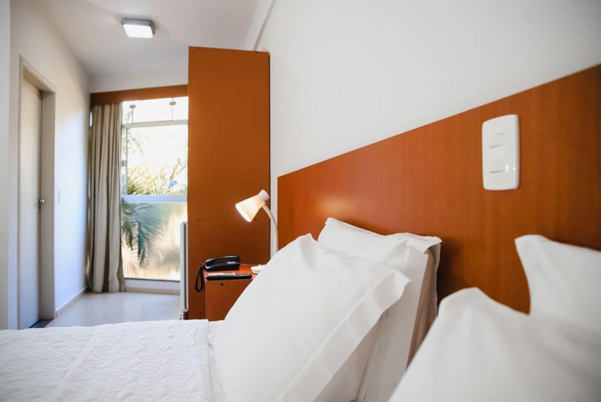 Hotel Agua Das Araras Paraguacu Paulista Δωμάτιο φωτογραφία